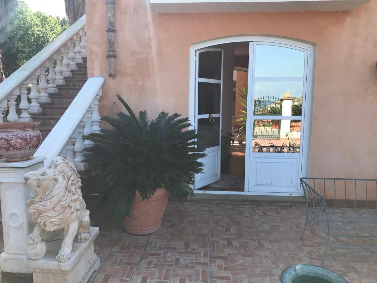 Villa Grace Patti Exterior foto